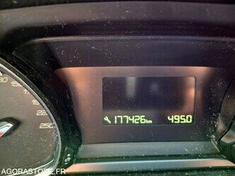 2014-peugeot-308-1432199-46005245