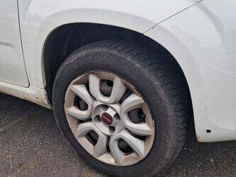 2018-fiat-panda-1432204-46005301