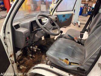 2009-piaggio-porter-1432205-46005323