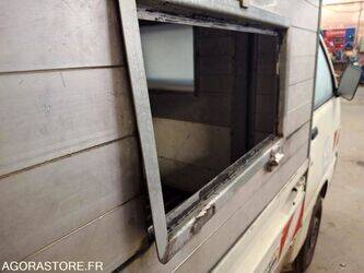 2009-piaggio-porter-1432205-46005326