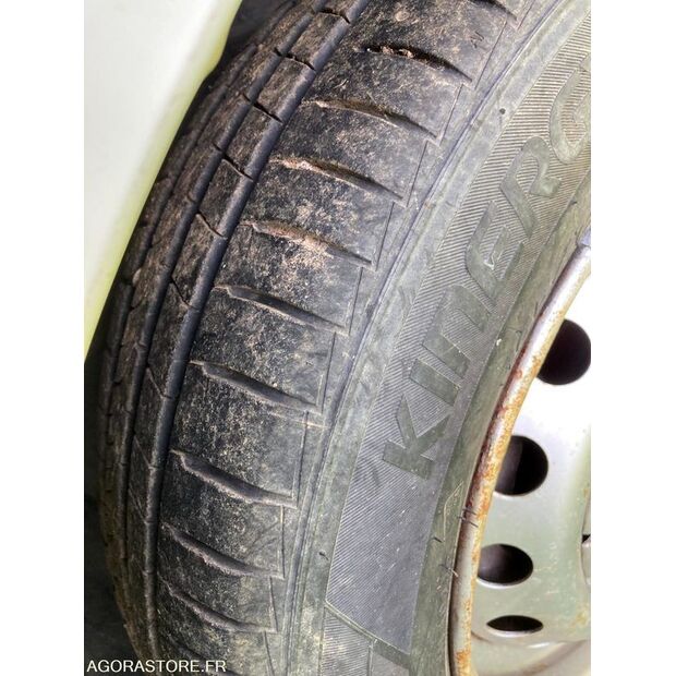 2005 NISSAN Kubistar-46005337