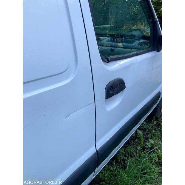 2005 NISSAN Kubistar-46005338