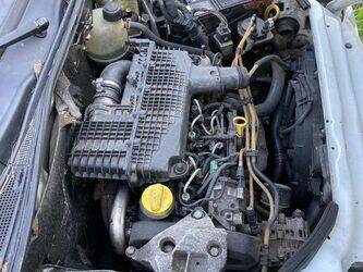 2005-nissan-kubistar-46005341