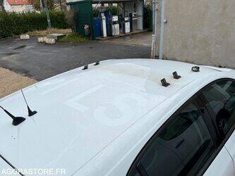 2016-renault-megane-1432215-46005455