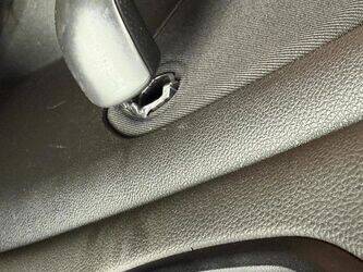 2016-renault-megane-1432215-46005462