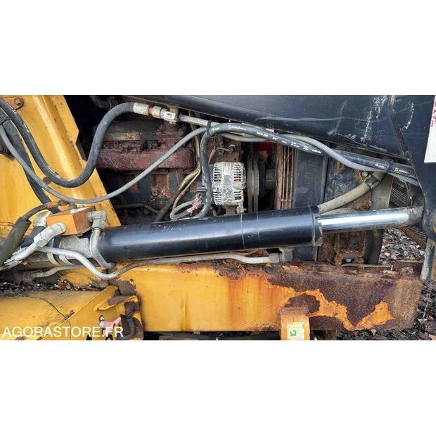 Caterpillar 424D-46005489