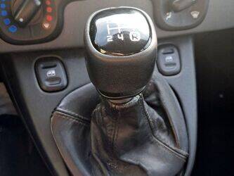 2018-fiat-panda-1432219-46005502