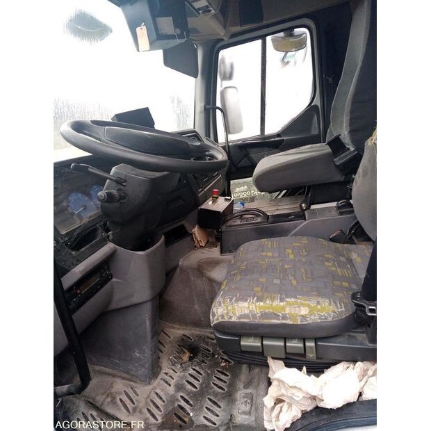 2003 Renault PREMIUM-46005589