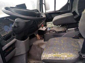 2003-renault-premium-1432224-46005589