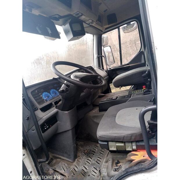 2005 Renault PREMIUM-46005681