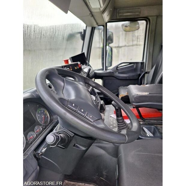 2010 Iveco 260S33-46005685