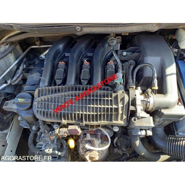 2015 Peugeot 208-46005717