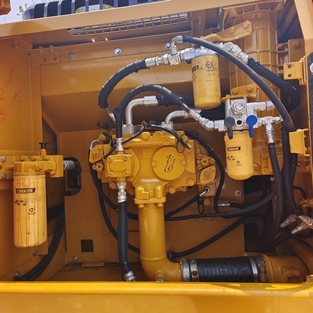 2024 Caterpillar 324D2L-46005720