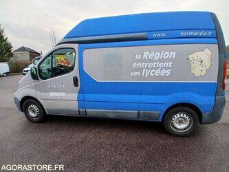 2010-renault-trafic-1432243-46005785