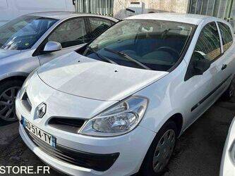 صورة ل سيارات 2007 رينو Clio