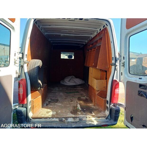 2000 رينو Master-46005821