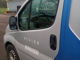 2010-renault-trafic-1432248-46005837