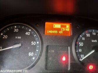 2010-renault-trafic-1432248-46005838