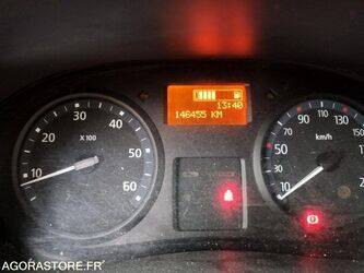 2010-renault-trafic-1432248-46005839