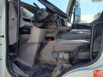 2004-renault-premium-1432250-46005857