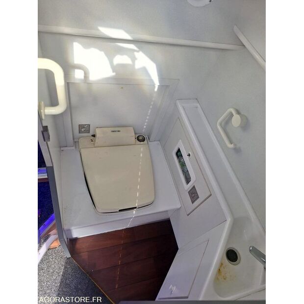 2010 Van Hool 916-46006099