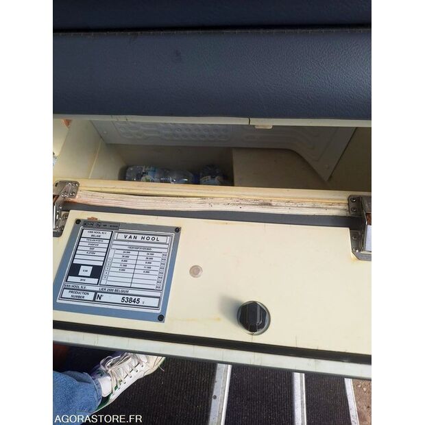 2010 Van Hool 916-46006109