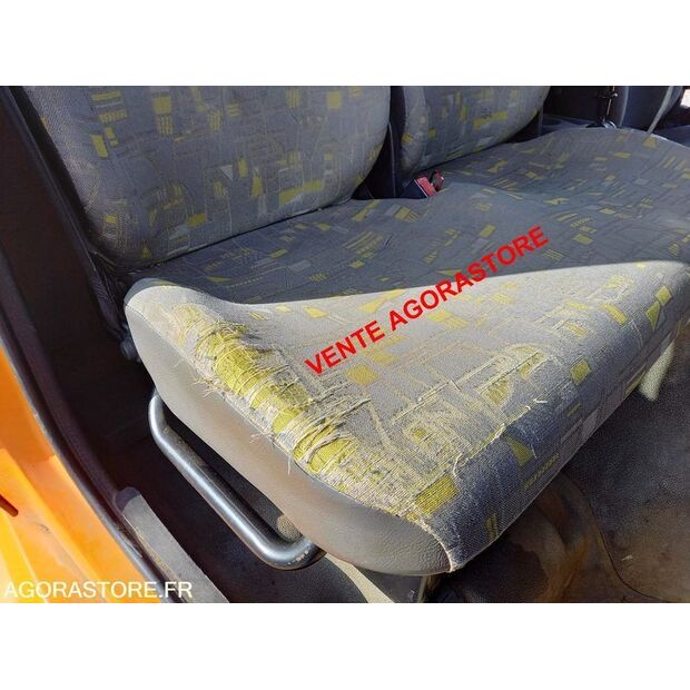 2000 Renault Midlum-46006263