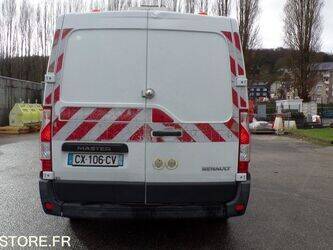 2013-renault-master-1431884-46006313