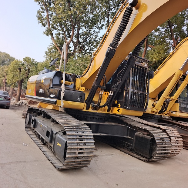 2025 Caterpillar 336D2L-46006374