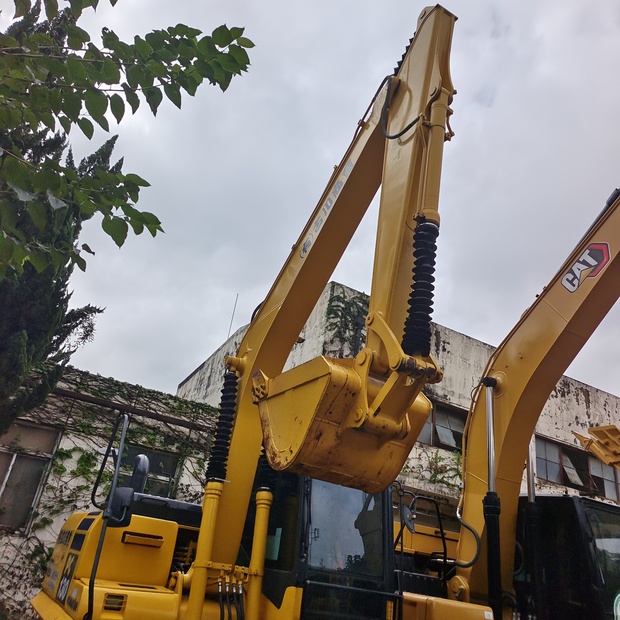 2024 كوماتسو PC130-46006554