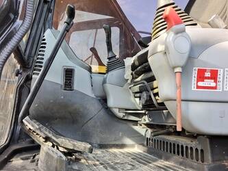 2025-komatsu-pc160-46006570