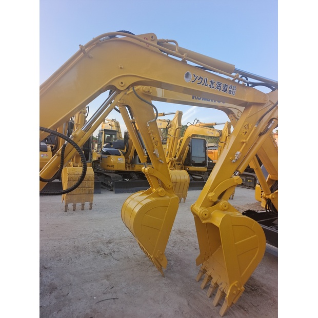 2025 Komatsu PC40-46006577