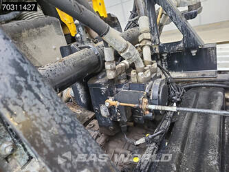 2015-man-tgs-18-440-1432309-46007423