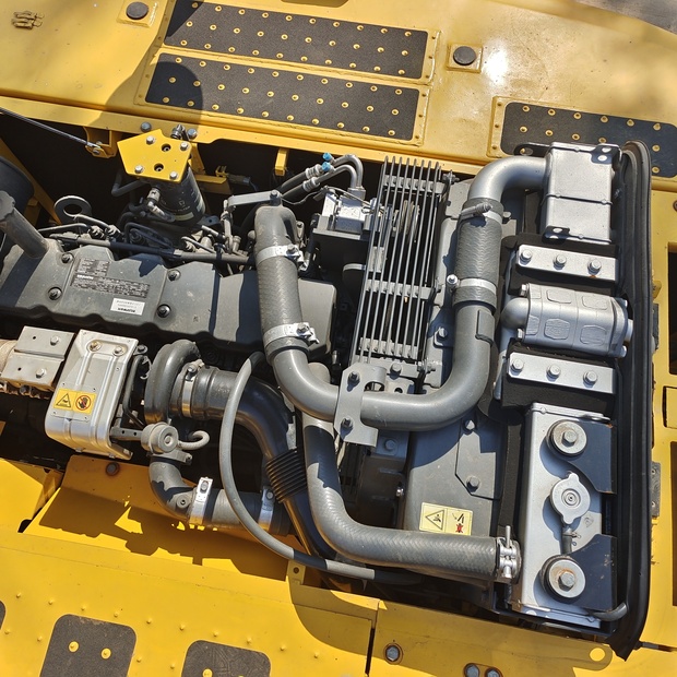 2025 Komatsu PC240LC-7-46007729