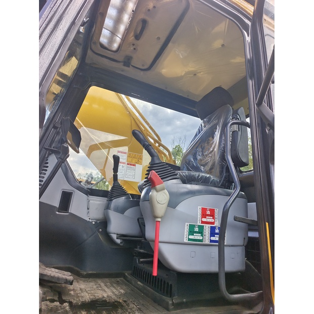 2025 كوماتسو PC300-8-46007799