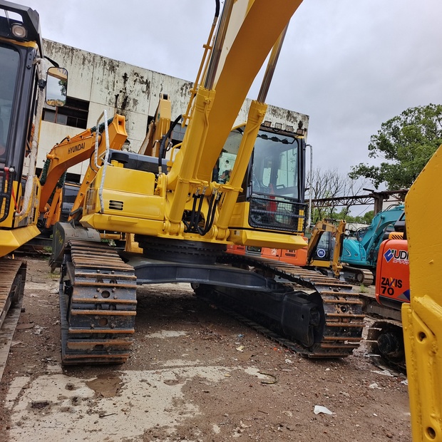 2024 Komatsu PC450-8-46007868