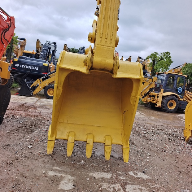 2024 Komatsu PC450-8-46007872