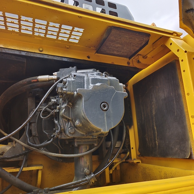 2024 Komatsu PC450-8-46007876