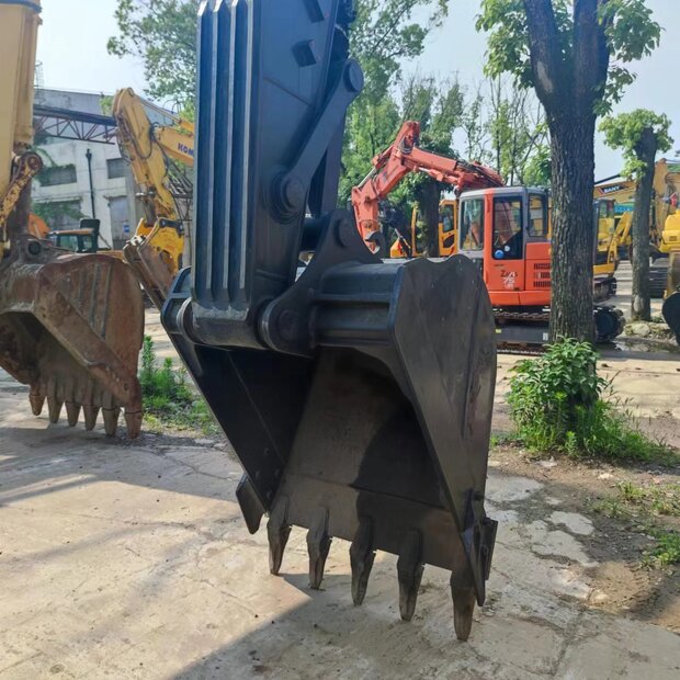 2025 فولفو EC210D-46007896