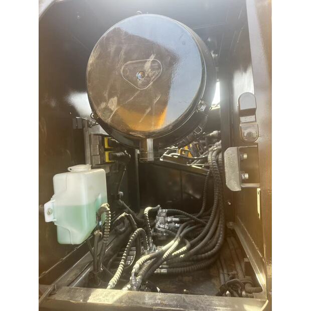 2025 Volvo EC240BLC-46007911