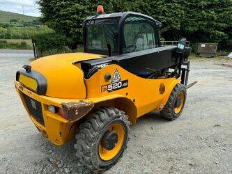 2021-jcb-520-40-46007943