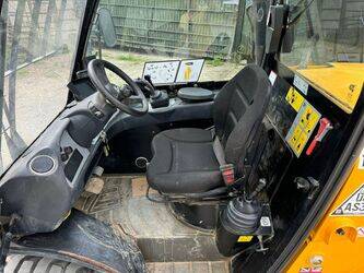 2021-jcb-520-40-46007948