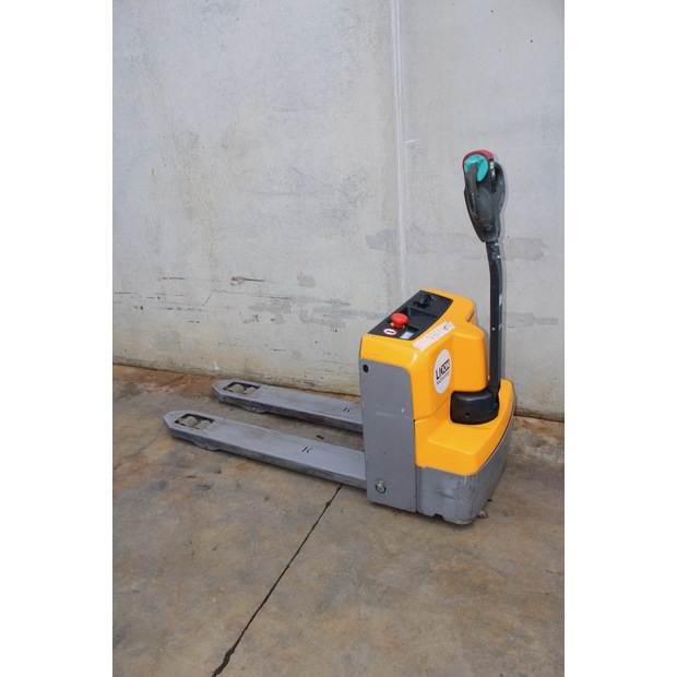 2025 Jungheinrich EJE M13 LI-ION-46008056