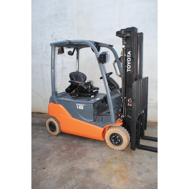 2018 Toyota 8FBM16T-46008093