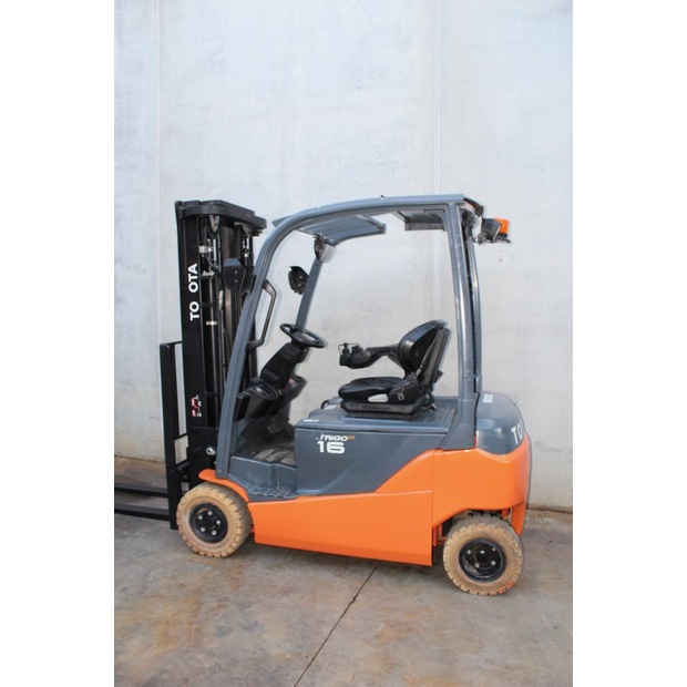 2018 Toyota 8FBM16T-46008096