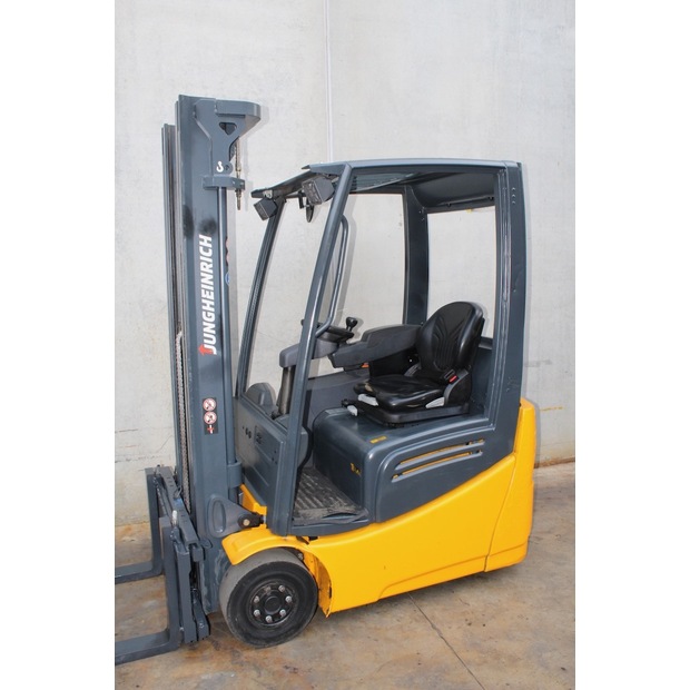 2015 Jungheinrich EFG 215 500 DZ-46008136