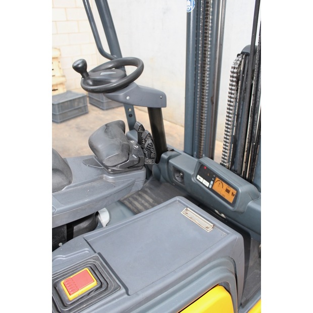 2015 Jungheinrich EFG 215 500 DZ-46008141