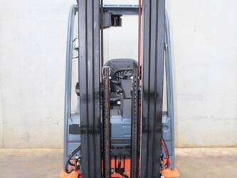 2015-toyota-8fbet16-1426630-46008158