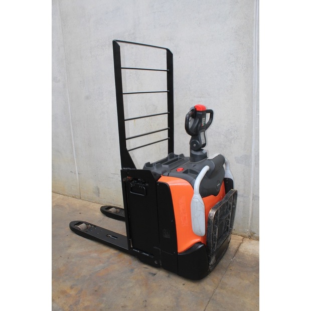 2017 BT LPE 200 FRUTERA-46008171