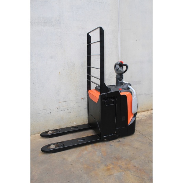 2017 BT LPE 200 FRUTERA-46008172